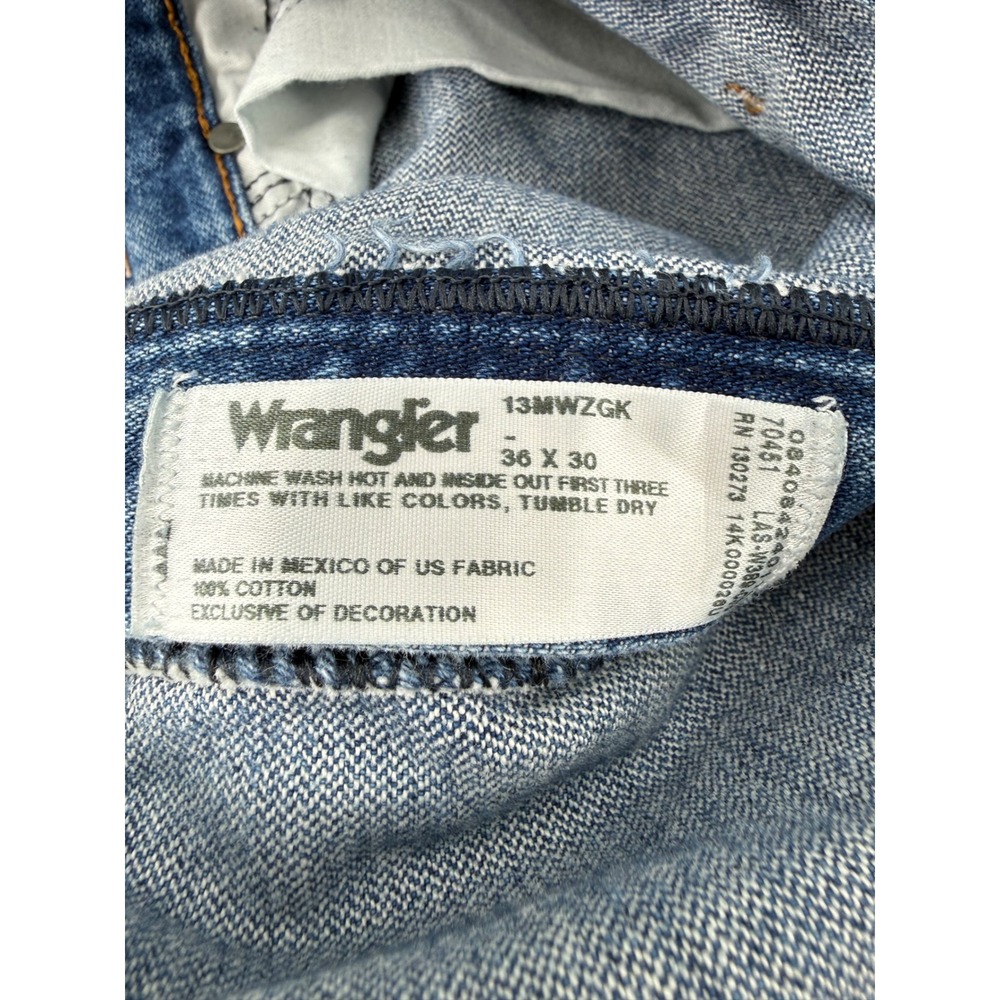 Wrangler Jeans Mens 36x30 Blue Denim 13MWZGK Cowboy Cut Original Fit Straight - Picture 3 of 9